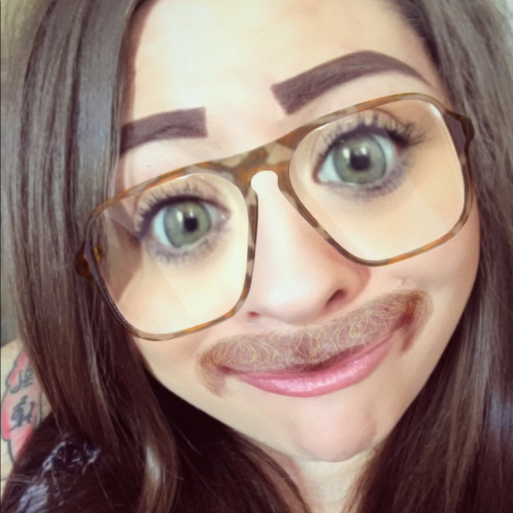 Meet your Posher, Chellie